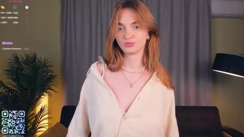 Snapshot of monabrickell chatting on September 27, 5:31 pm Mona online show from September 27, 5:31 pm