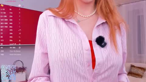 Snapshot of monabrickell chatting on October 8, 7:29 pm Mona online show from October 8, 7:29 pm