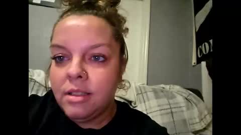 monamakeumoana88 online show from November 19, 10:54 pm