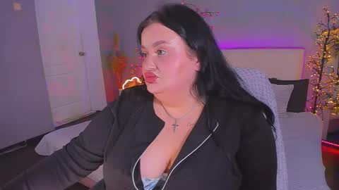 Monica online show from October 24, 12:45 pm