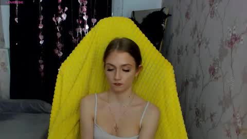 MonicaGold online show from November 2, 3:59 pm