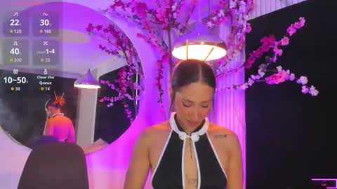 MONIK FOX online show from November 25, 9:04 pm