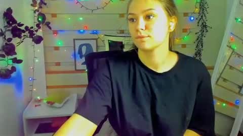 Monika online show from April 17, 7:43 am