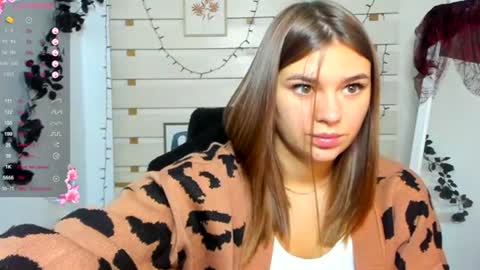 Monika online show from November 10, 1:39 pm