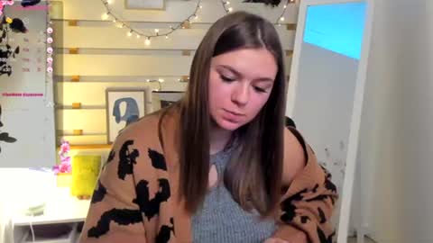 Monika online show from March 5, 2:24 pm