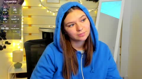 Monika online show from February 9, 3:03 pm