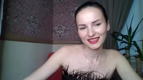 monparis_dream online show from October 11, 2:20 pm