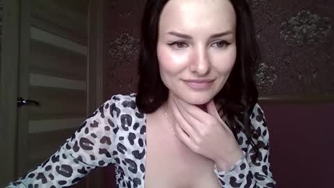 monparis_dream online show from October 25, 6:04 pm