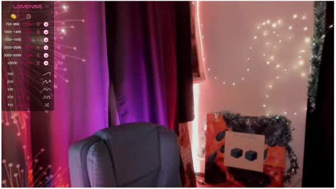 Roxy online show from December 9, 6:57 pm