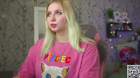 Emilia online show from February 5, 8:06 am