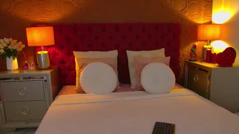 moonligt_iris online show from March 4, 6:09 am