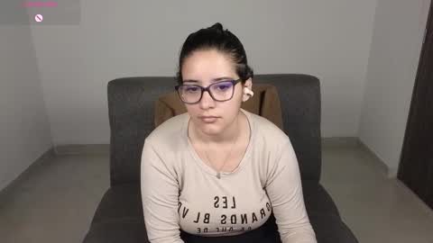 Moon Woman online show from October 12, 3:31 am