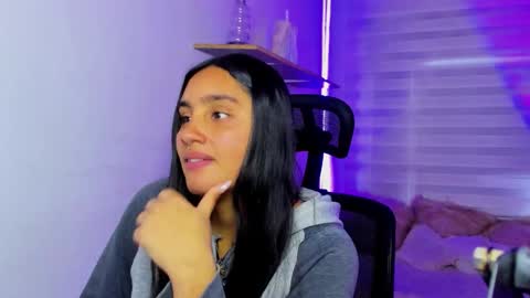 morena_rodriguez_9 online show from January 9, 7:18 pm