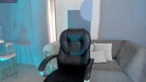 Morgan Hicks online show from February 3, 6:39 pm