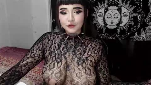 Morgan Moon online show from November 12, 5:55 pm