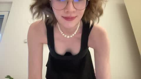 ms_christiana online show from June 2, 6:09 pm