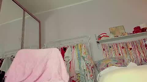 Snapshot of msfiery chatting on February 21, 11:55 am Im Jess I can be a strict stepMother or a sweet stMommy all depends on you online show from February 21, 11:55 am
