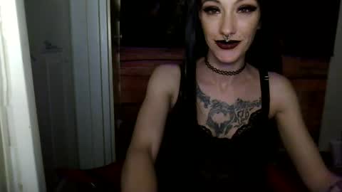 MsVioletx online show from February 28, 7:15 am