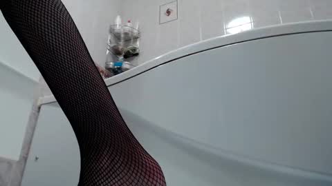 Mullty online show from December 24, 1:59 am