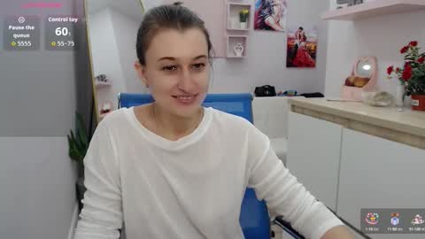 Snapshot of muriel_elvin chatting on October 10, 9:25 am muriel_elvin online show from October 10, 9:25 am