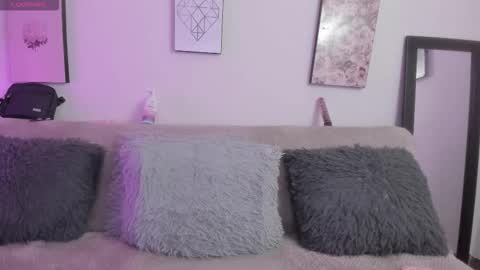 muriell_69 online show from December 19, 10:57 pm