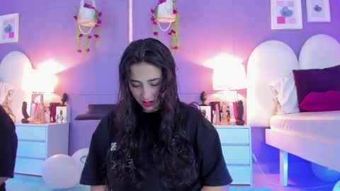 Snapshot of my_aleja_ chatting on October 3, 1:05 pm my_aleja_ online show from October 3, 1:05 pm