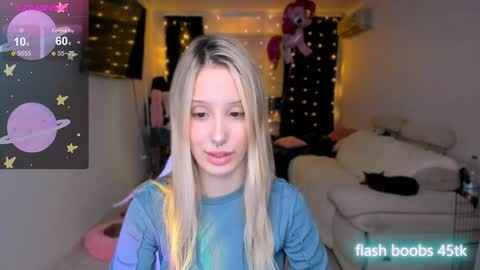 Snapshot of my_dia chatting on February 7, 2:47 pm Diana online show from February 7, 2:47 pm