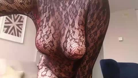 Hannah  welcome  online show from March 12, 12:04 pm