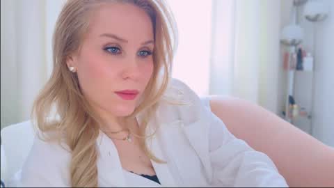 Mya-be Yours P online show from February 19, 2:23 pm