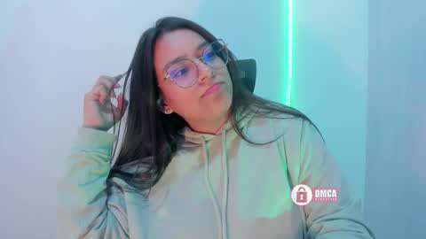 Bella online show from September 10, 7:08 am