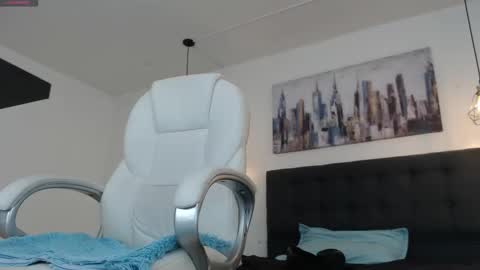 No Name online show from December 29, 1:17 pm