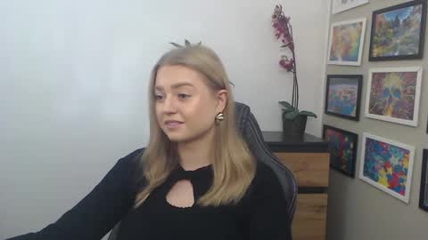 Erica online show from September 30, 9:26 am