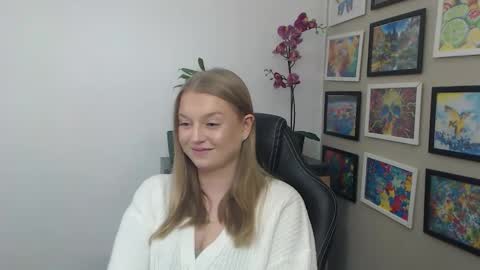 Erica online show from April 17, 1:24 pm