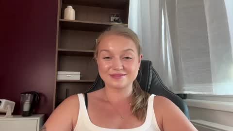 Erica online show from June 26, 3:35 pm