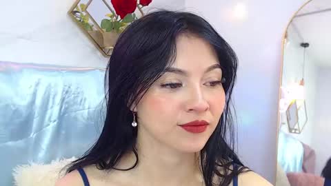 naamah_b online show from February 24, 1:19 pm