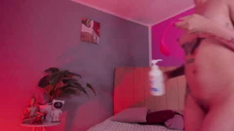 anny online show from December 5, 12:32 am