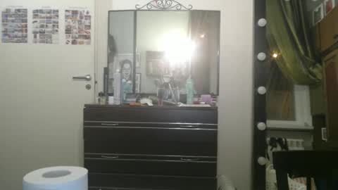 nadyagt online show from April 12, 7:05 pm