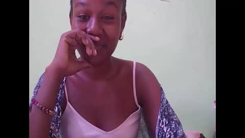 nah296652 online show from April 11, 7:03 am