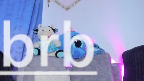 nahiaa233 online show from September 18, 11:42 am