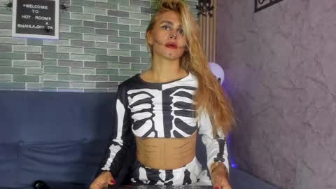 Nahla online show from November 1, 10:58 pm