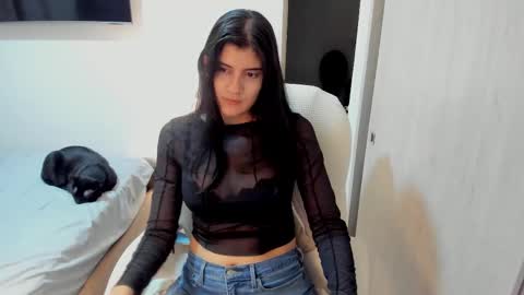 Snapshot of nahomi2021 chatting on September 24, 2:10 am independent model online show from September 24, 2:10 am