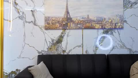 Nahomy  online show from November 29, 11:31 pm