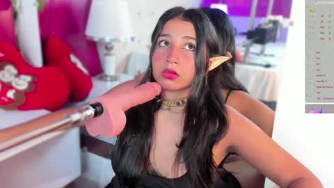 Nahomy Roberts online show from January 22, 12:49 pm