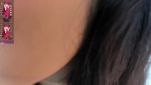 Nahomy Roberts online show from February 7, 9:13 am