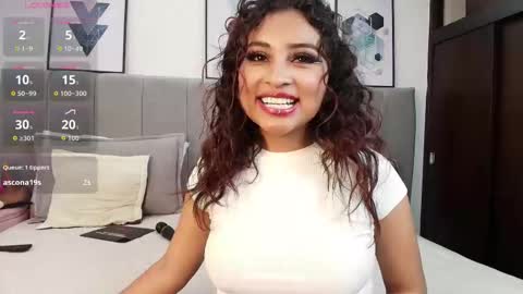 Snapshot of naia_cruz_ chatting on September 9, 7:35 pm Naia online show from September 9, 7:35 pm