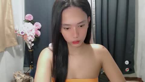 Snapshot of naked_stacey chatting on October 17, 10:46 pm Stacey online show from October 17, 10:46 pm