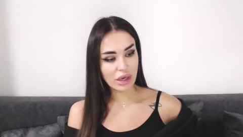 Lady online show from November 28, 7:50 pm