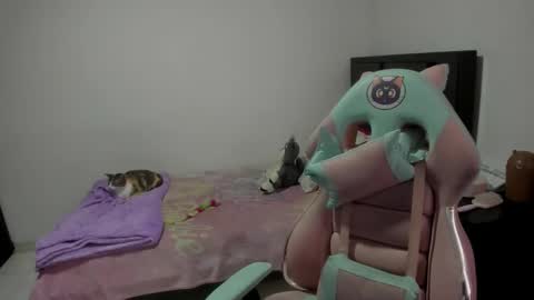 Nami online show from February 16, 7:03 pm