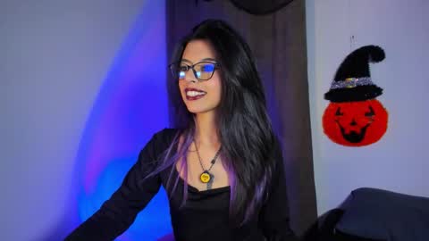 Snapshot of nanakodollx chatting on October 19, 2:35 am Nana Natalia online show from October 19, 2:35 am