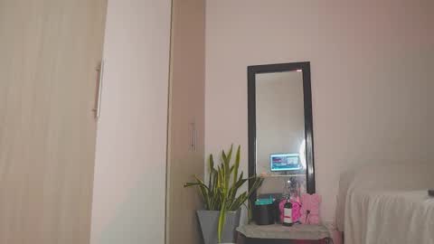 Michelle online show from September 16, 2:19 am